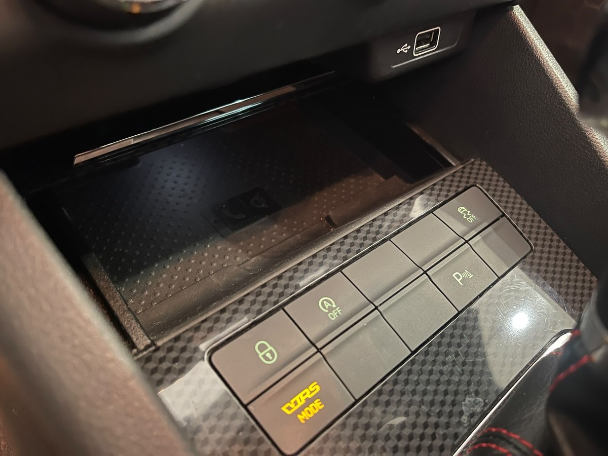 Skoda Octavia Combi RS 2.0TDI Navi LED Allrad Alcantara