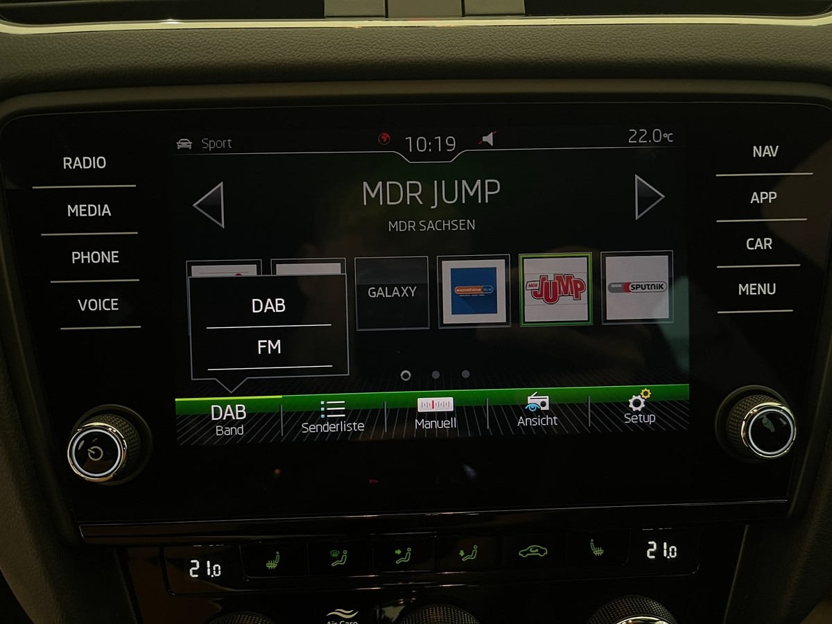 Skoda Octavia Combi RS 2.0TDI Navi LED Allrad Alcantara