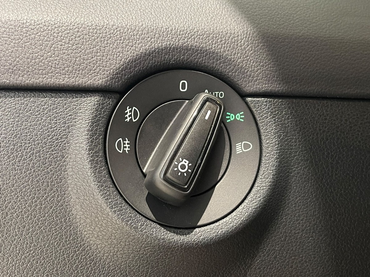 Skoda Octavia Combi RS 2.0TDI Navi LED Allrad Alcantara