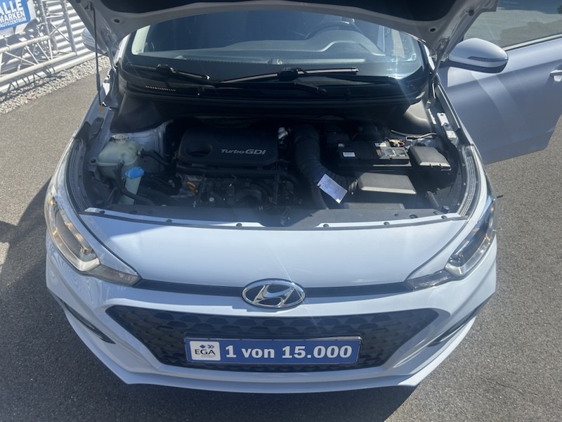 Hyundai i20 1.0 TREND AUTOMATIK*KLIMA*SHZG*RADIO*BTH*ALU*PDC