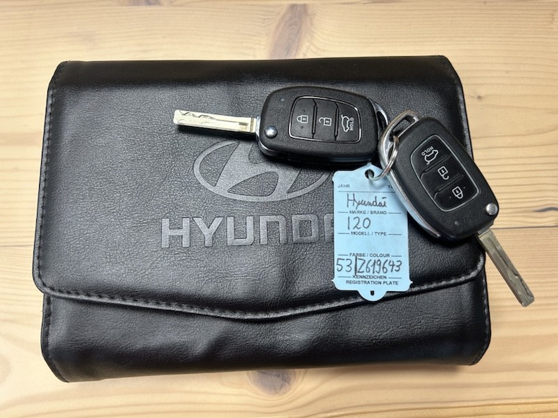 Hyundai i20 1.0 TREND AUTOMATIK*KLIMA*SHZG*RADIO*BTH*ALU*PDC