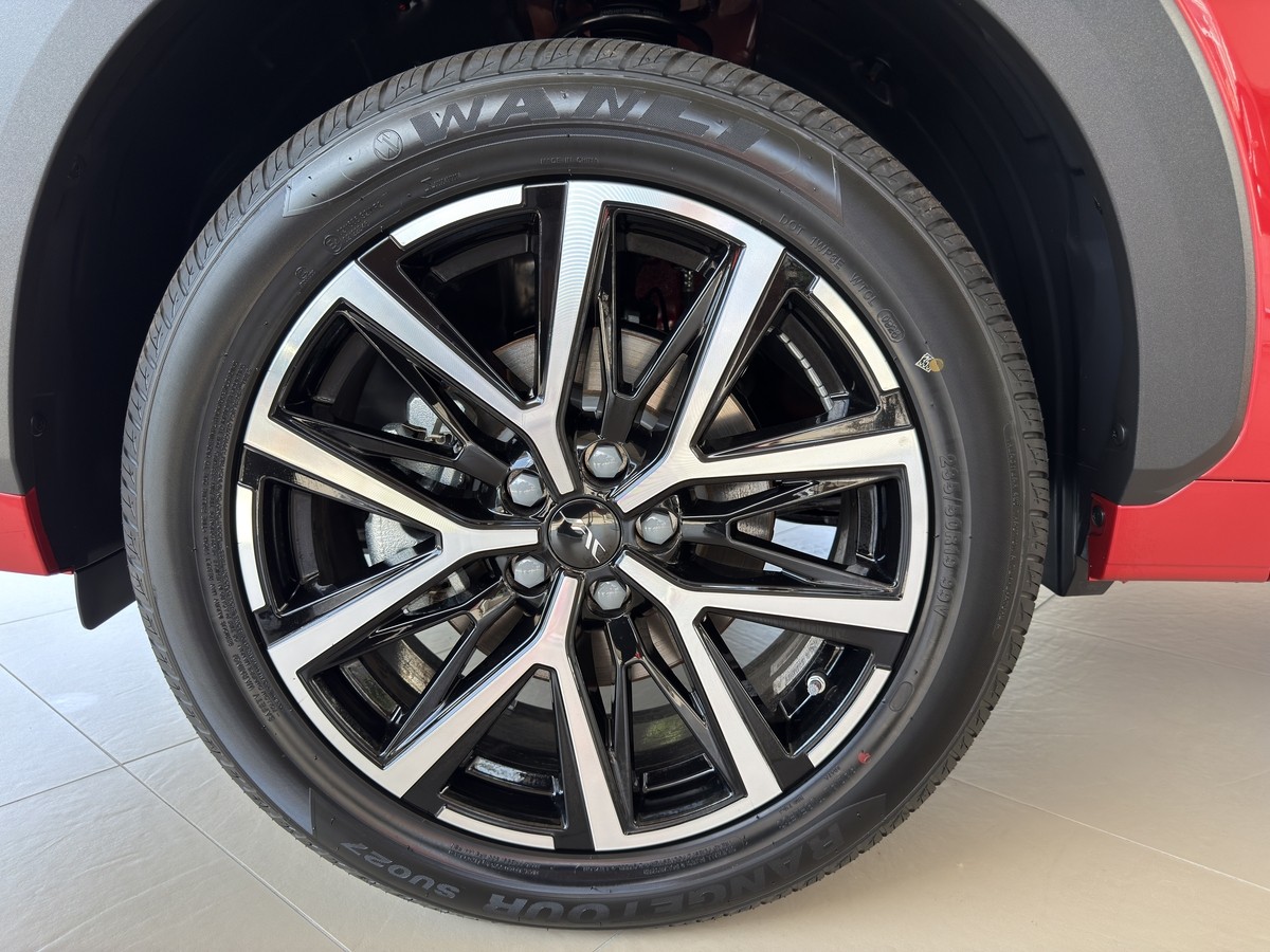 JAC JS8 Pro JS8 Pro A/T 7Sitzer