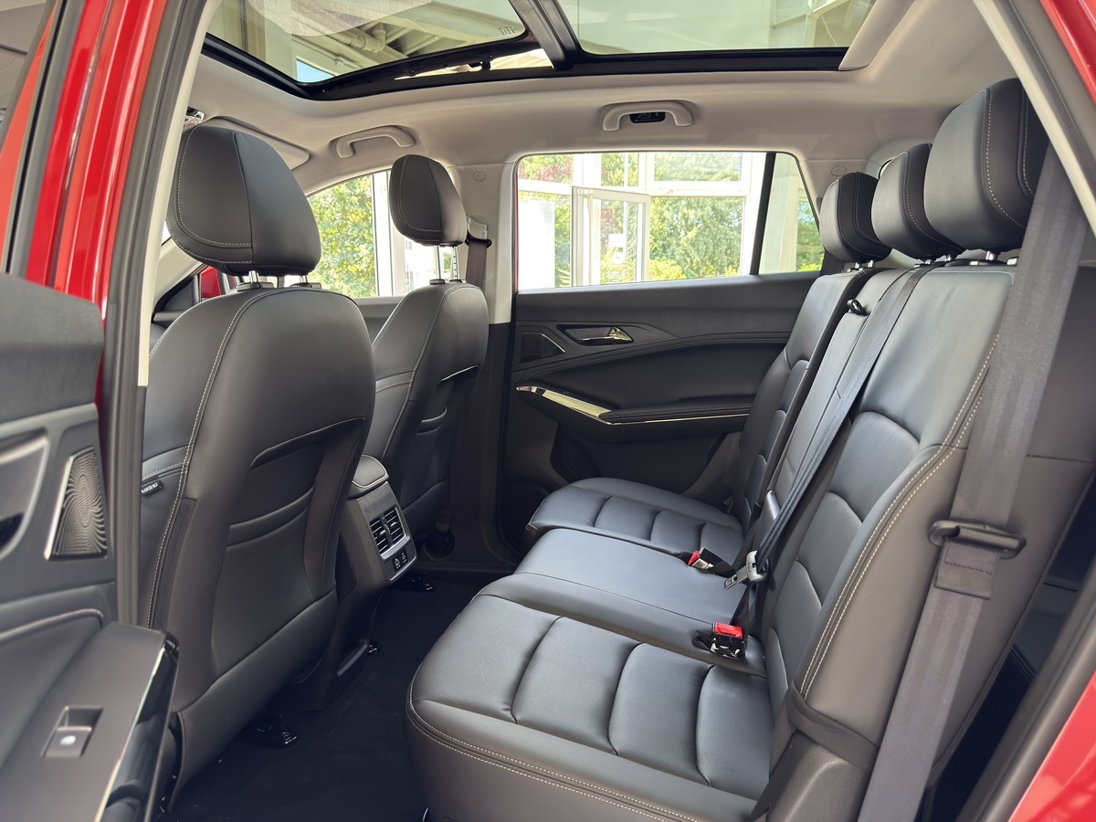JAC JS8 Pro JS8 Pro A/T 7Sitzer