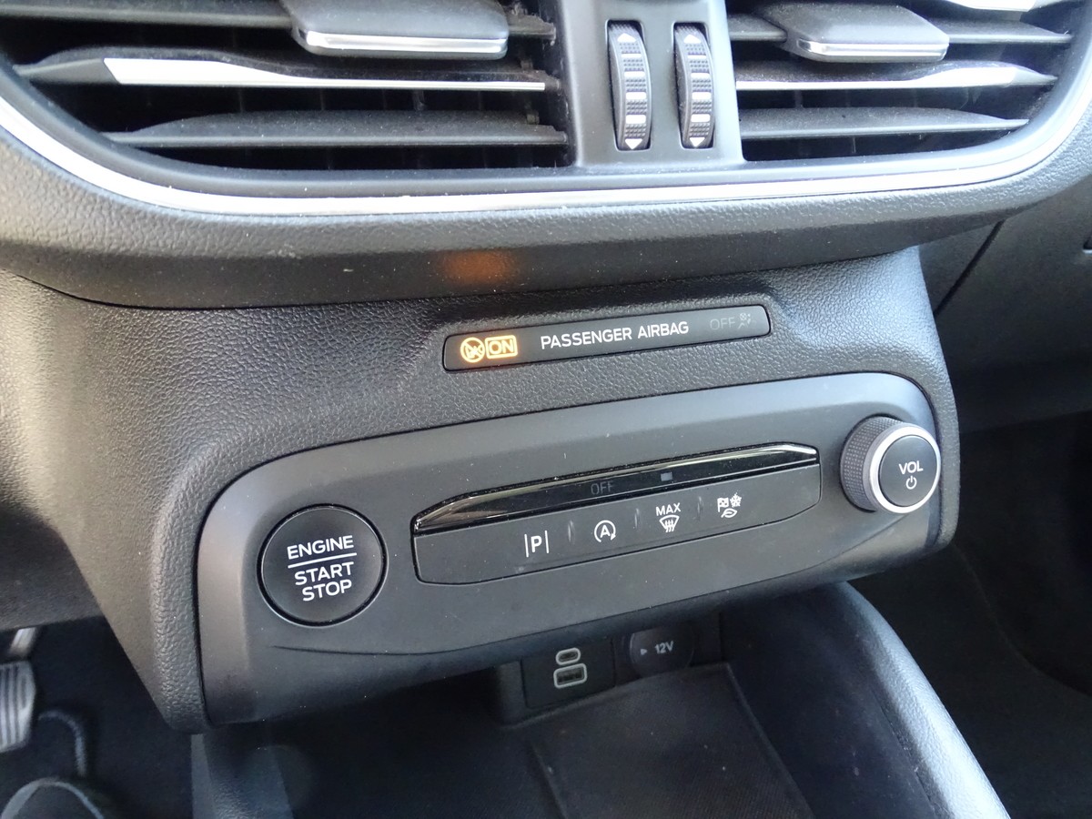 Ford Focus 1.5 EcoBlue Turnier Titanium Automatik