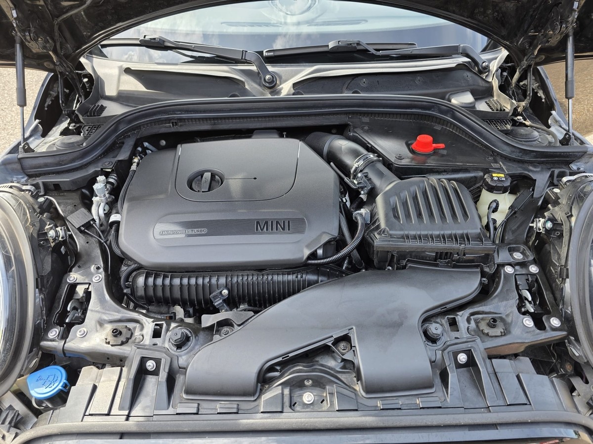 MINI John Cooper Works Cabrio John Cooper Works/ACC/Harman/LED/