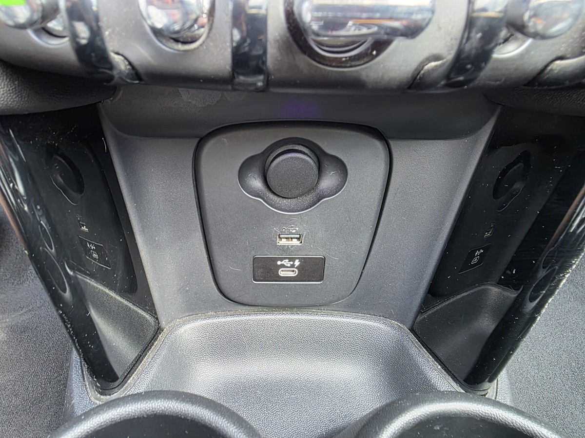 MINI John Cooper Works Cabrio John Cooper Works/ACC/Harman/LED/