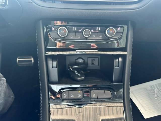 Opel Grandland Elegance Navi AHK 360° Winterpaket ACC el.Heck...