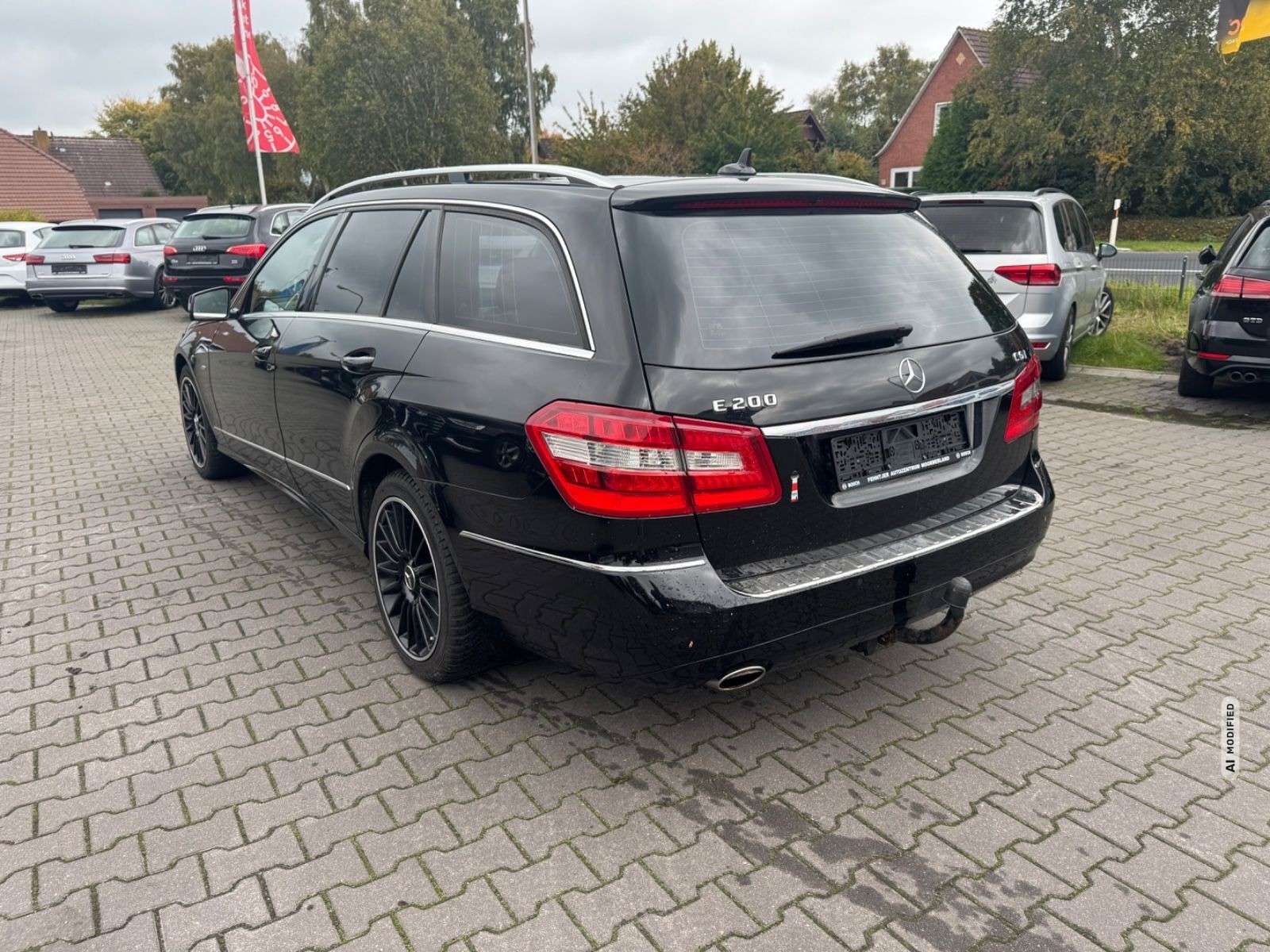 Mercedes-Benz E 200 E -Klasse T BlueEff Navi PDC SHZ MFL TOP