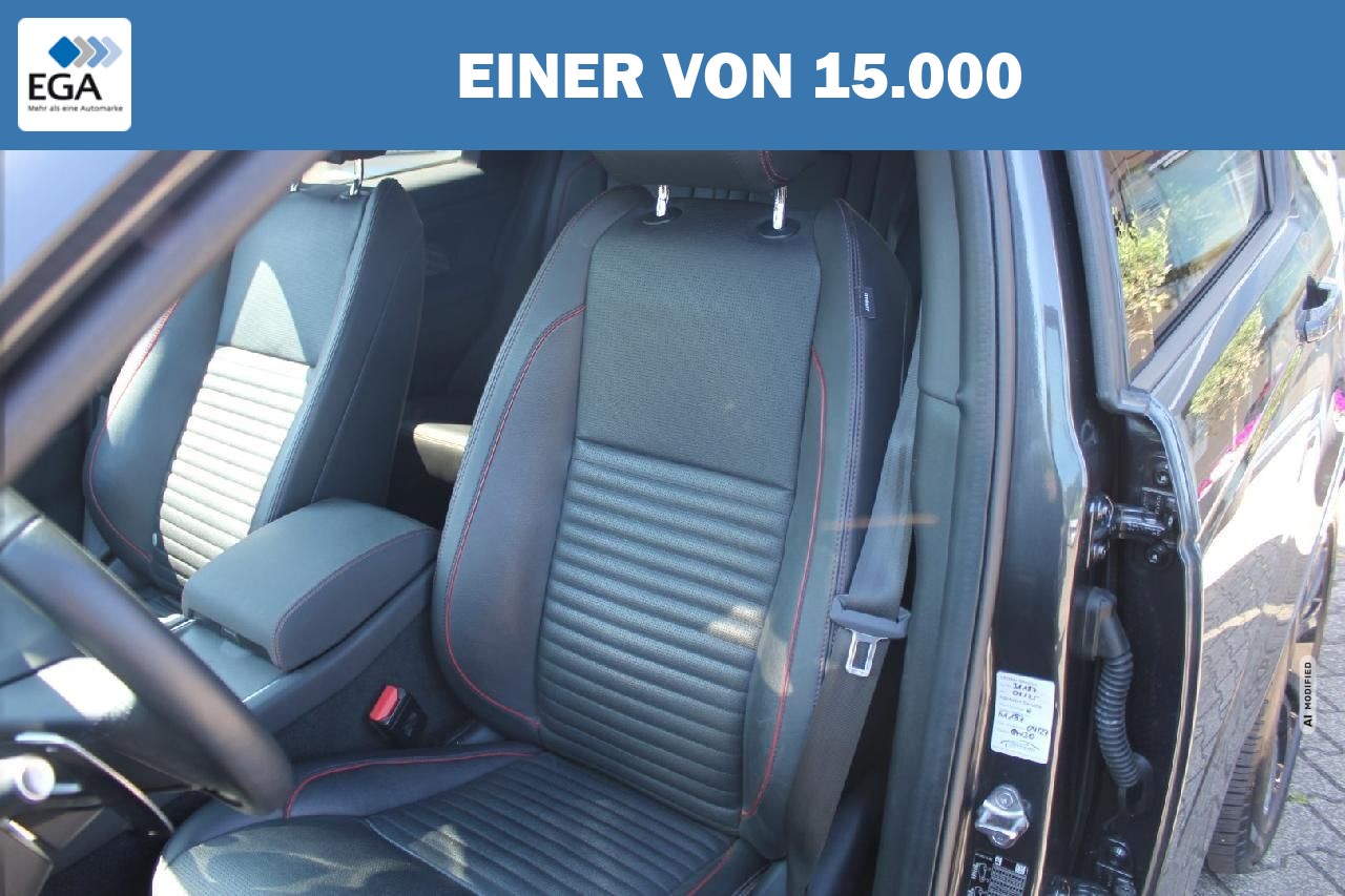Land Rover Discovery Sport R-Dynamic SE AWD
