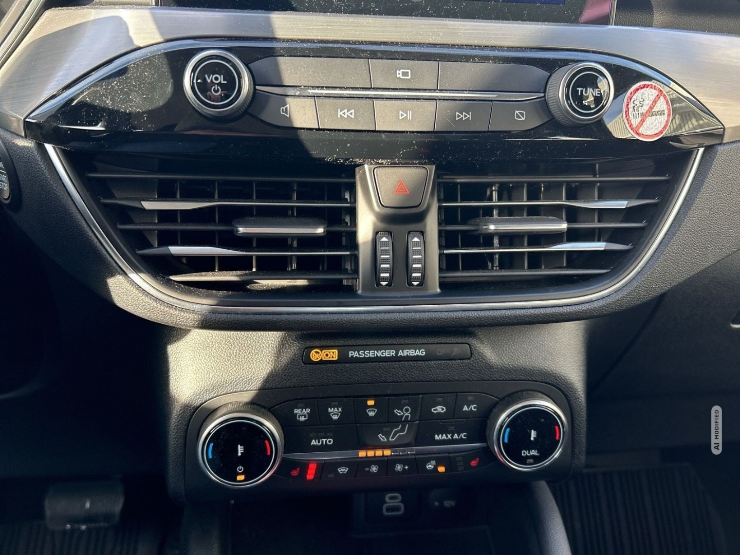 Ford Kuga 2.0 TITANIUM Allrad HUD Navi digitales Cock