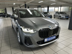 Bild BMW 220 Active Tourer  M Sport AHK Panno 360° Kamera PDC Navi