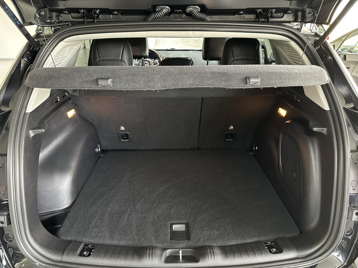 Jeep Compass 1.3 Limited 19
