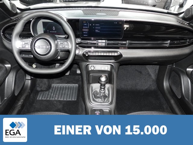 Fiat 600 Street Edition Soundsystem LED Dyn. Kurvenlicht Apple CarPlay Android Auto