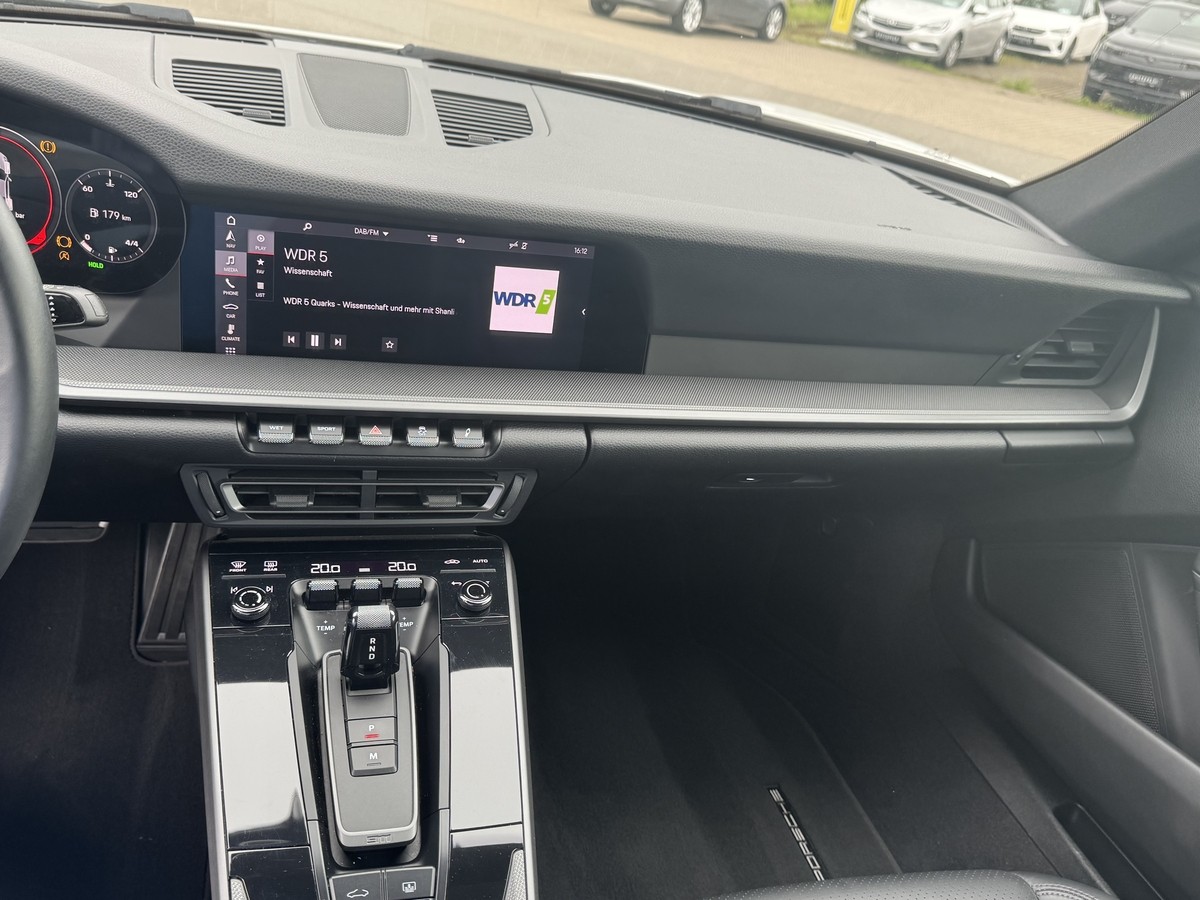 Porsche 911 Carrera 3.0 OPF (EURO 6d) 