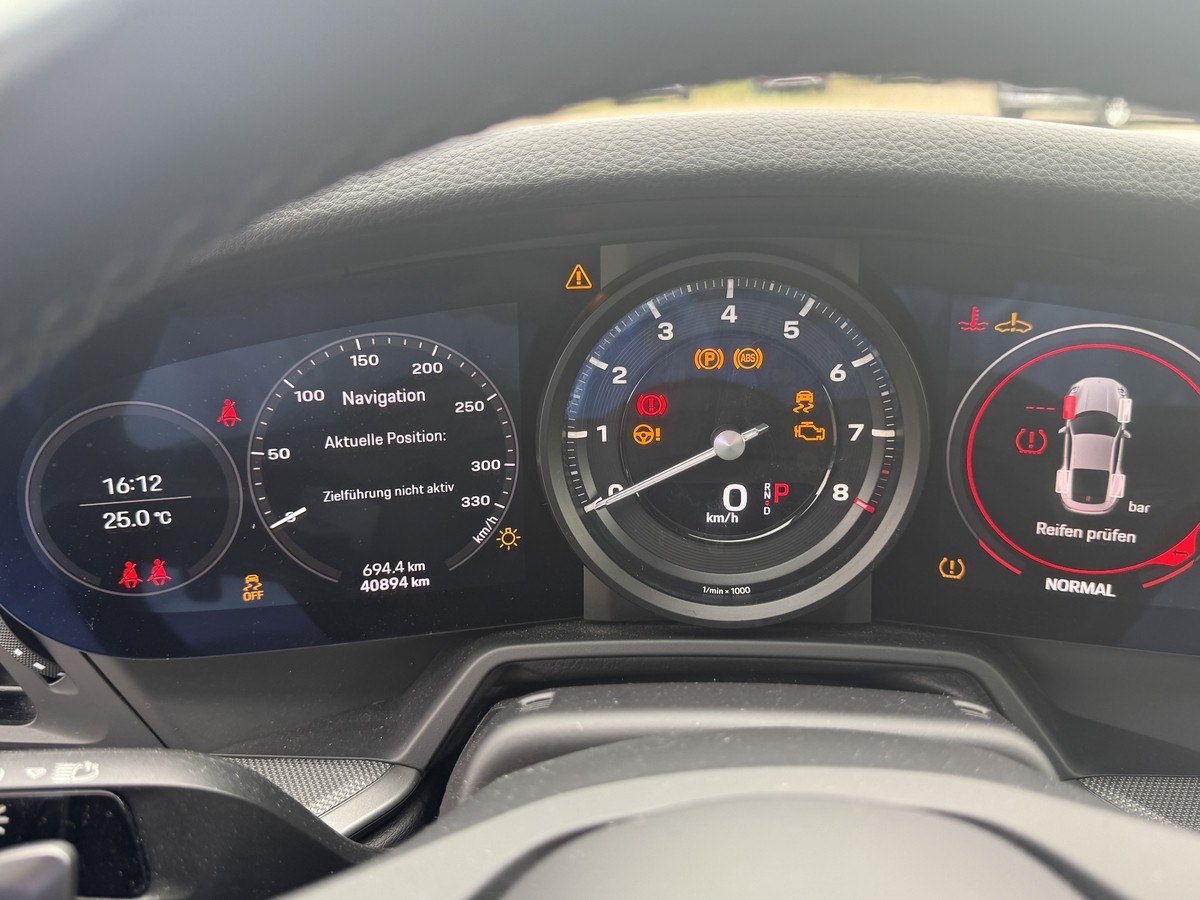 Porsche 911 Carrera 3.0 OPF (EURO 6d) 