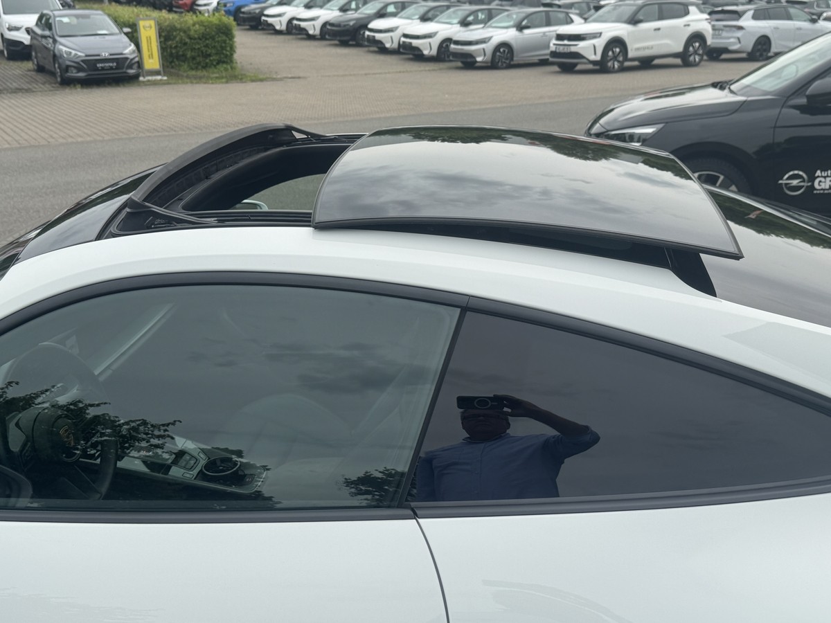 Porsche 911 Carrera 3.0 OPF (EURO 6d) 