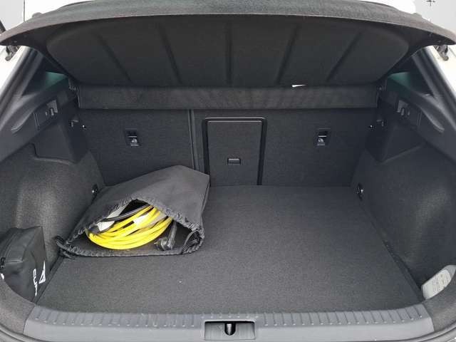 Cupra Formentor 1.4 e-Hybrid VZ DSG / E-SITZE / VOLL-LED / NAVI
