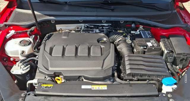 Volkswagen Passat Variant 2.0 TDI Business DSG / NAVI / KAMERA / SITZHEIZUNG