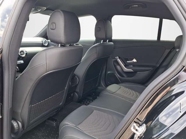 Mercedes-Benz CLA 180 Shooting Brake Progessive AUTOMATIK / LED / NAVI