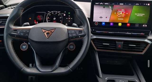 Cupra Formentor 2.5 TSI VZ5 4Drive DSG / LEDER / BEATS / MATRIX /