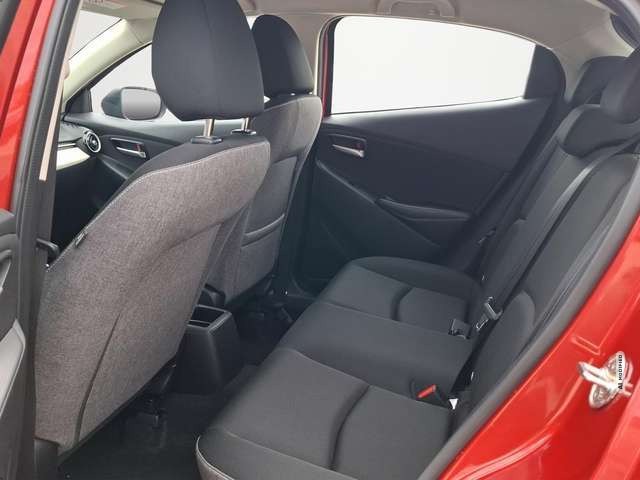 Mazda 2 2 Center-Line 1.5 KLIMA / LED / DAB+ / NAVI / TEMP
