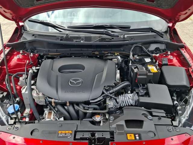 Mazda 2 2 Center-Line 1.5 KLIMA / LED / DAB+ / NAVI / TEMP