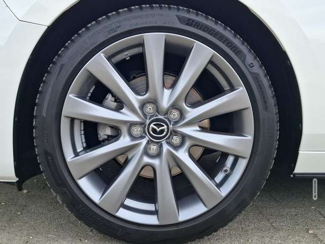 Mazda 3 3 Limousine 2.5 e-Skyactive M-Hybrid Exclusive-Lin