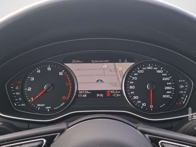 Audi A4 Avant 35 TFSI S-TRONIC / AHK / PANORAMA / LED / NA