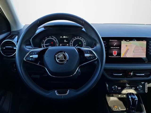 Skoda Fabia 1.0 TSI Tour DSG KLIMA / NAVI / KAMERA / SITZHEIZU