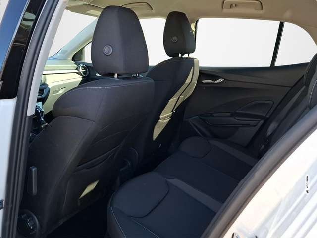 Skoda Fabia 1.0 TSI Tour DSG KLIMA / NAVI / KAMERA / SITZHEIZU