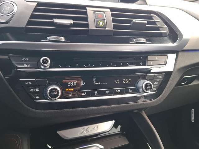 BMW X4 xDrive 30 i M Sport KLIMA / NAVI / LED / LEDER / S