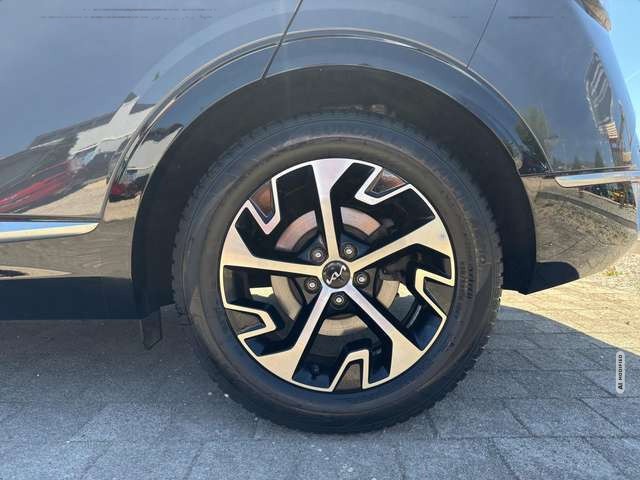 Kia Sportage 1.6 T-GDI Spirit AUTOMATIK / PANORAMA / ACC / NAVI