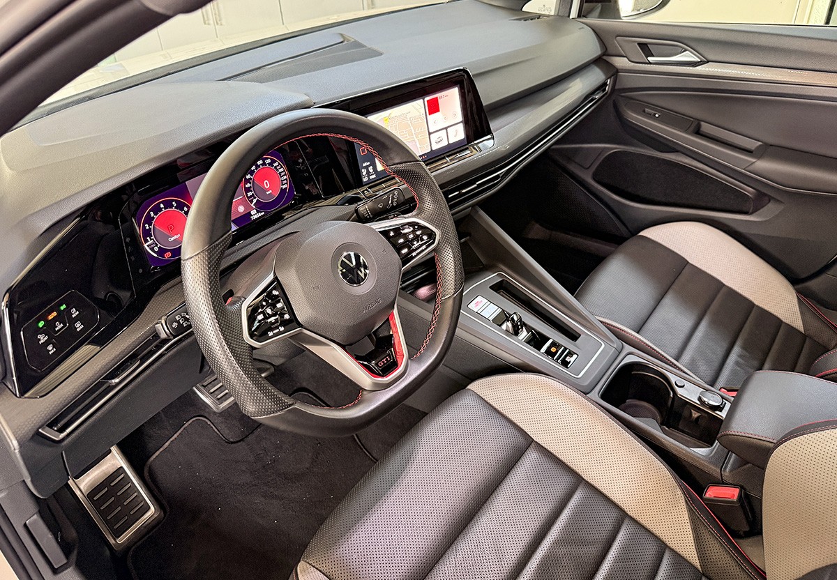 Volkswagen Golf GTI Clubsport Pano.SHZ.Navi.CarPlay.Matrix-LED