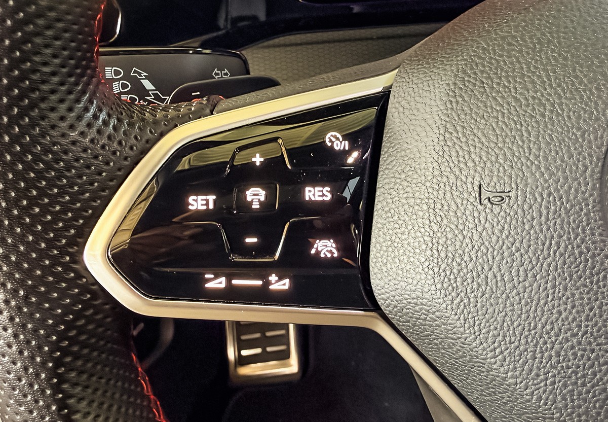 Volkswagen Golf GTI Clubsport Pano.SHZ.Navi.CarPlay.Matrix-LED