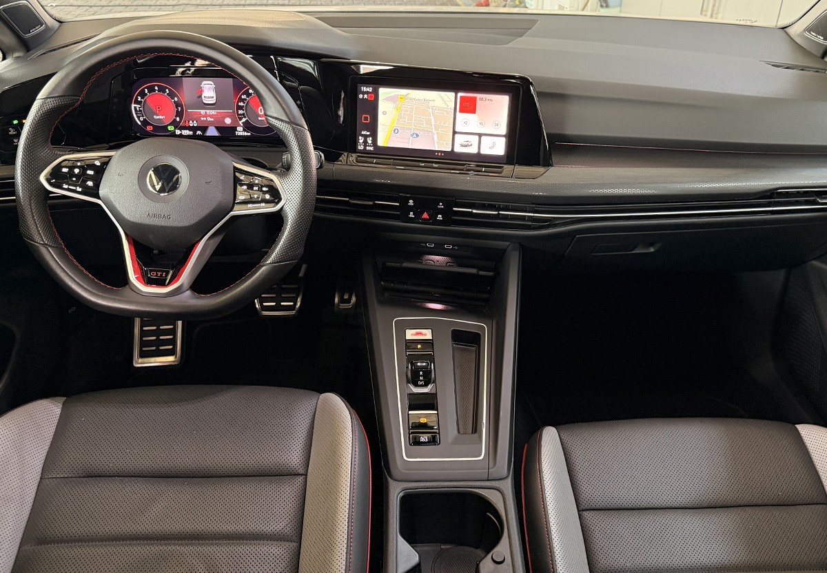 Volkswagen Golf GTI Clubsport Pano.SHZ.Navi.CarPlay.Matrix-LED