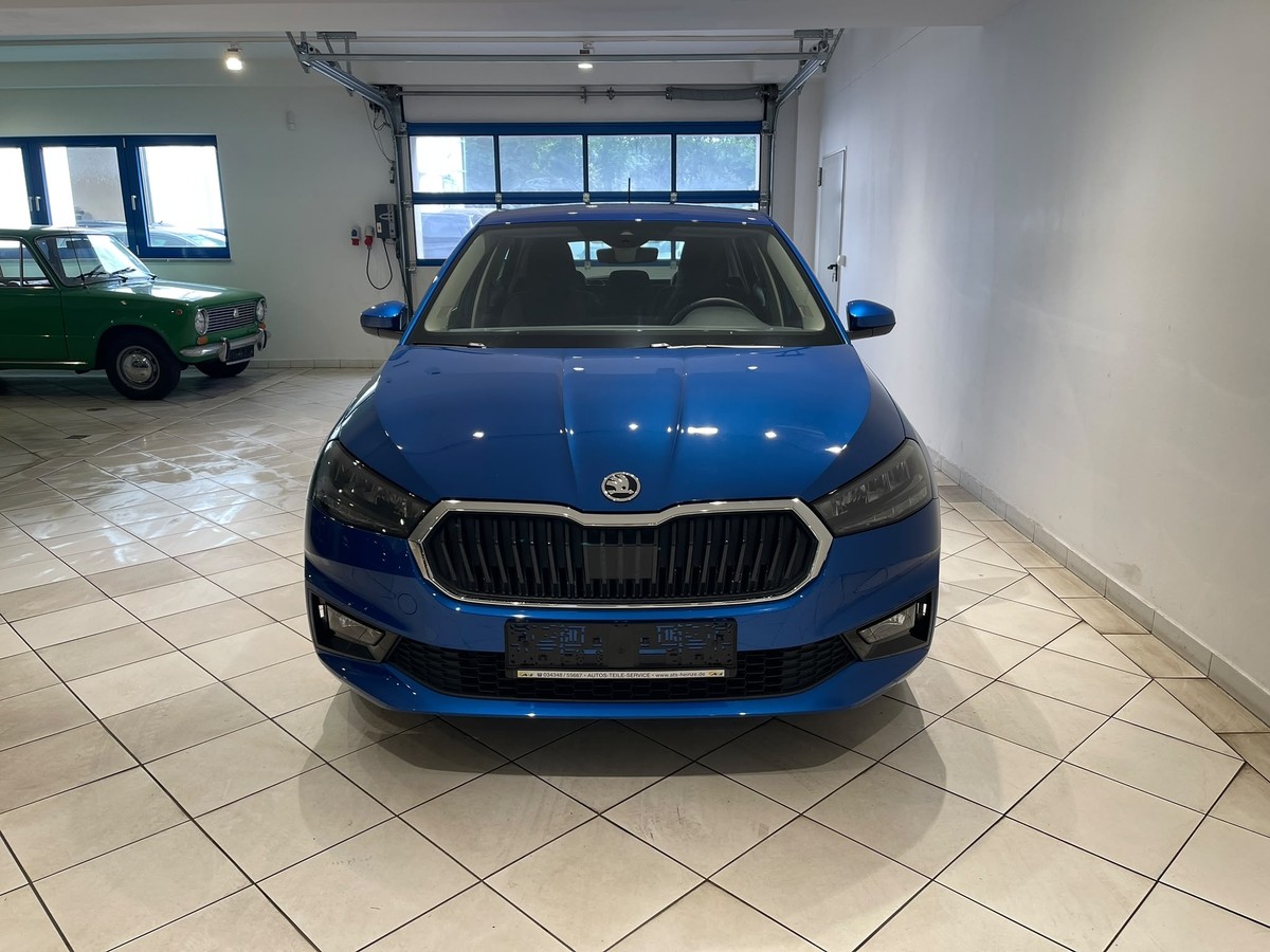Skoda Fabia 1.0 TSI LED Klimaautomatik 5J Garantie
