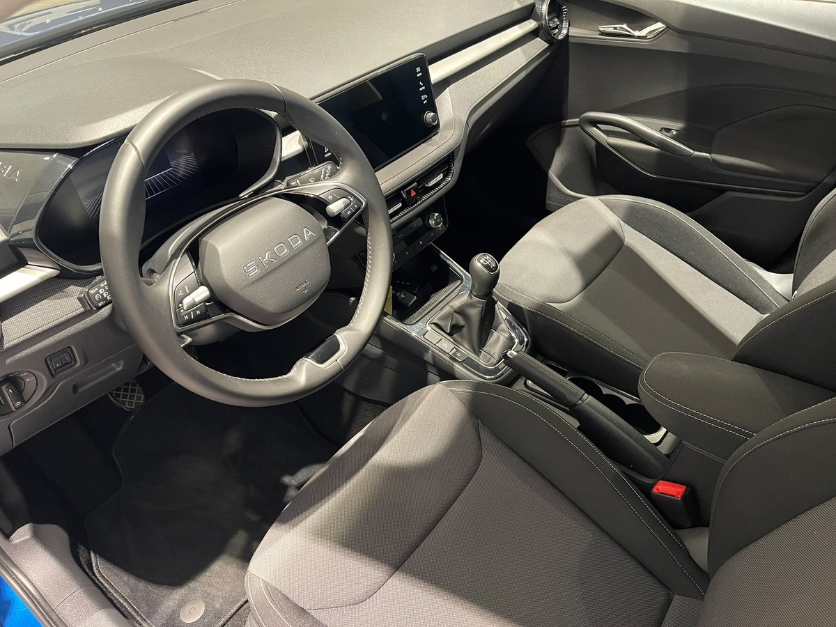 Skoda Fabia 1.0 TSI LED Klimaautomatik 5J Garantie