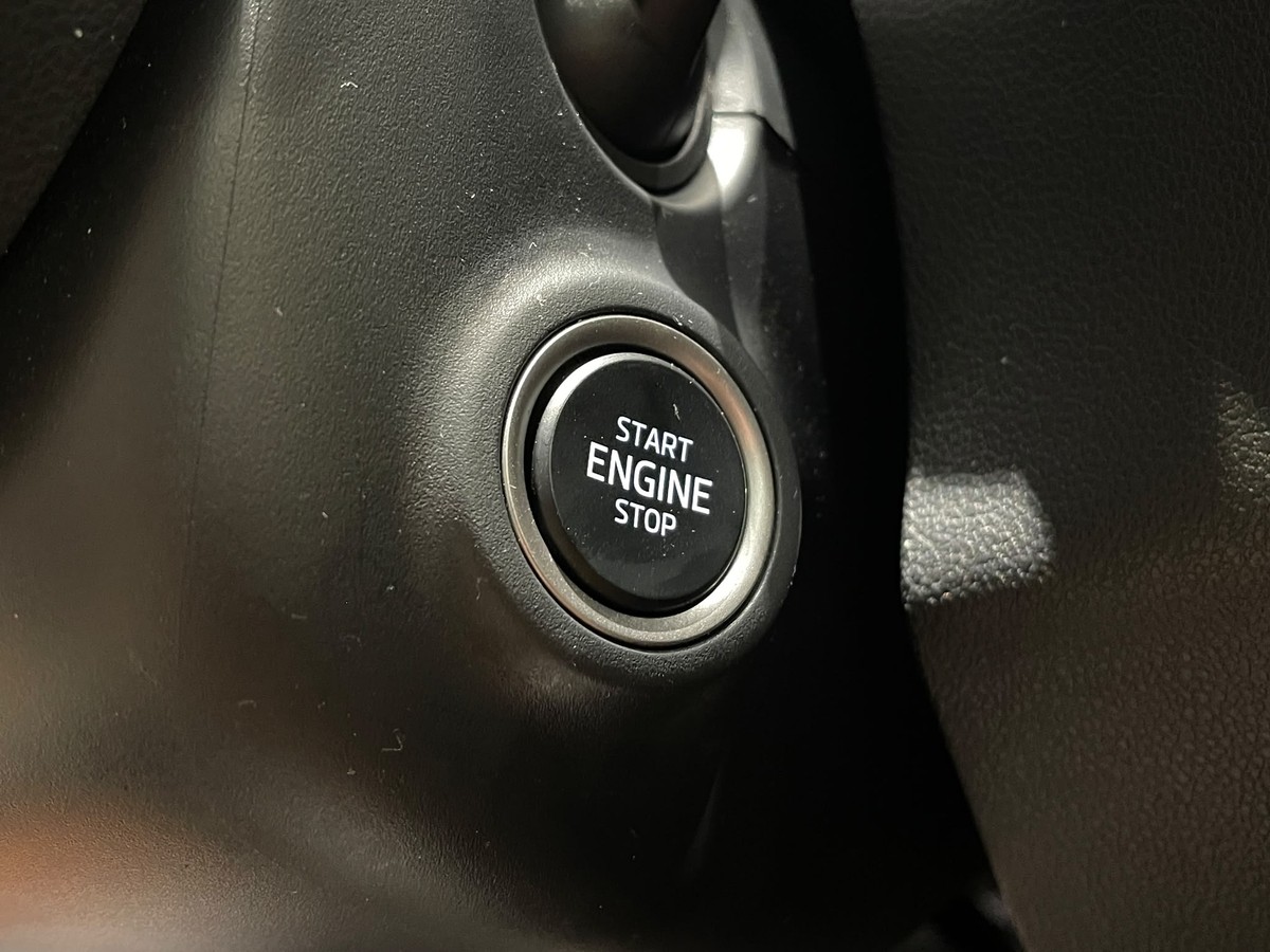 Skoda Fabia 1.0 TSI LED Klimaautomatik 5J Garantie