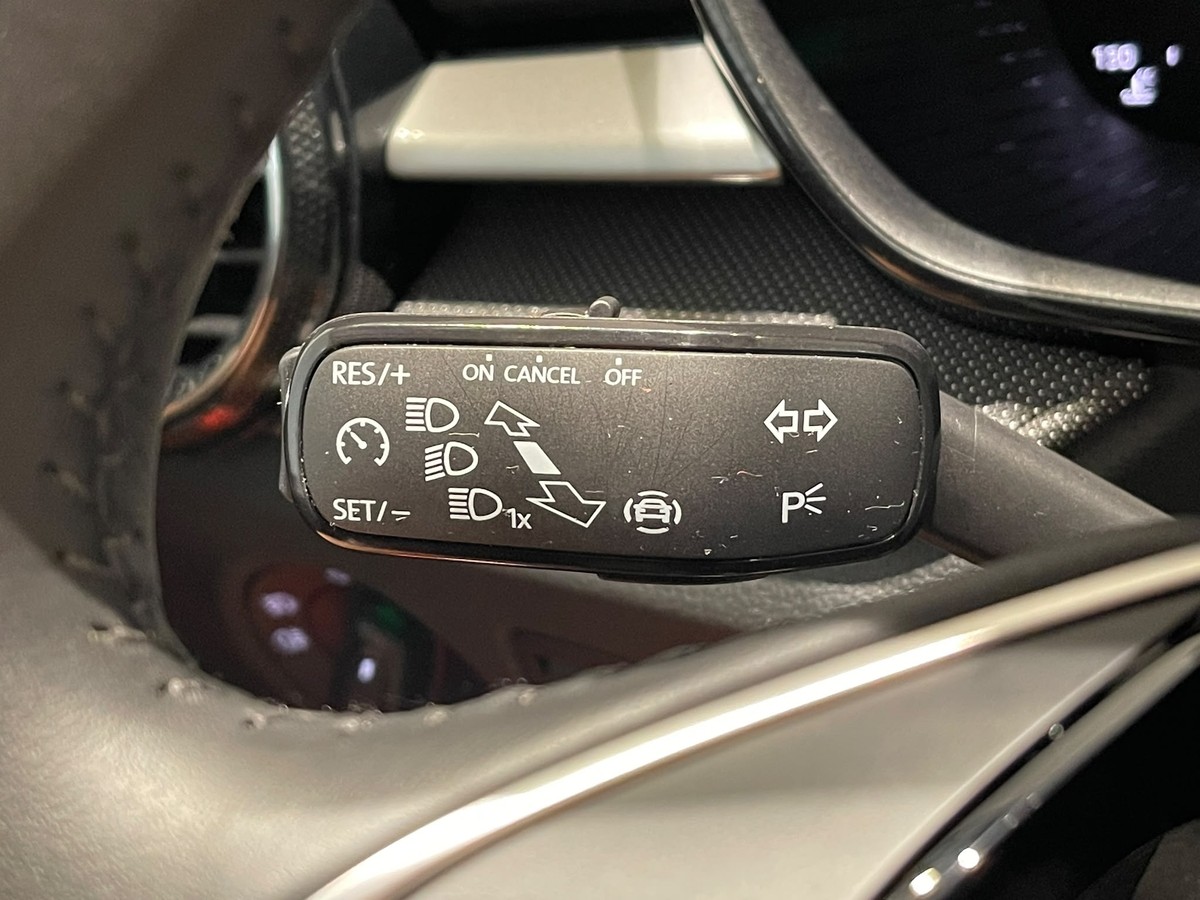 Skoda Fabia 1.0 TSI LED Klimaautomatik 5J Garantie
