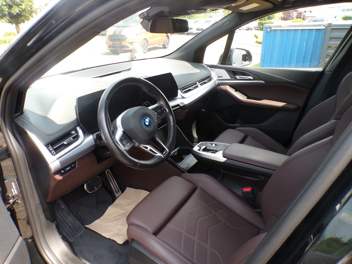 BMW 230 e Active Tourer, X-Drive M-Sport