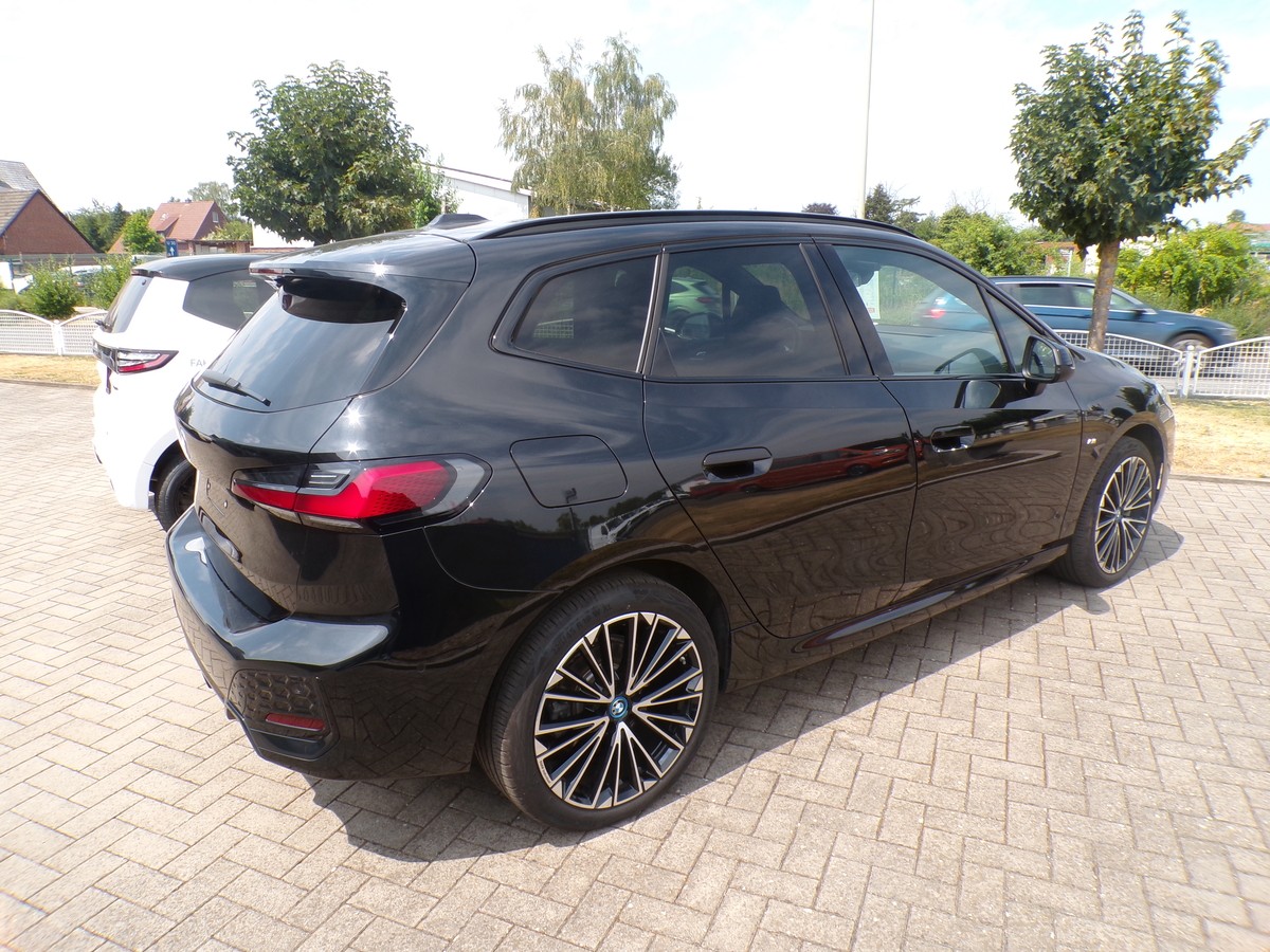 BMW 230 e Active Tourer, X-Drive M-Sport