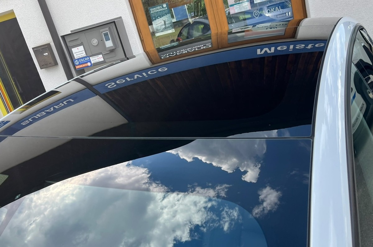 Tesla Model 3 RWD*Facelift*Wärmepumpe*SOH 93%*1.Hand*
