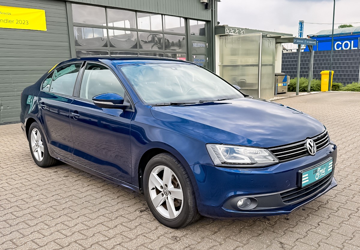 Volkswagen Jetta 2.0 TDI Comfortline.SHZ.AHK.Tempomat