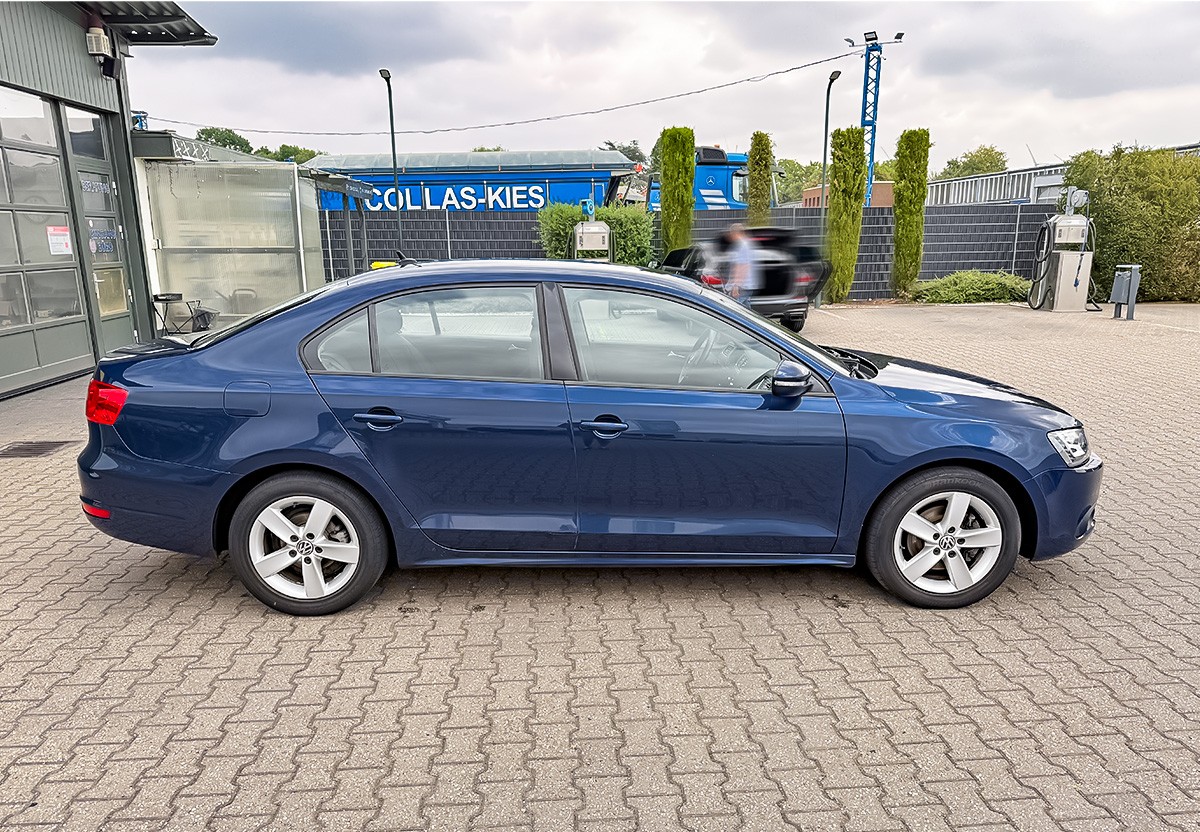 Volkswagen Jetta 2.0 TDI Comfortline.SHZ.AHK.Tempomat