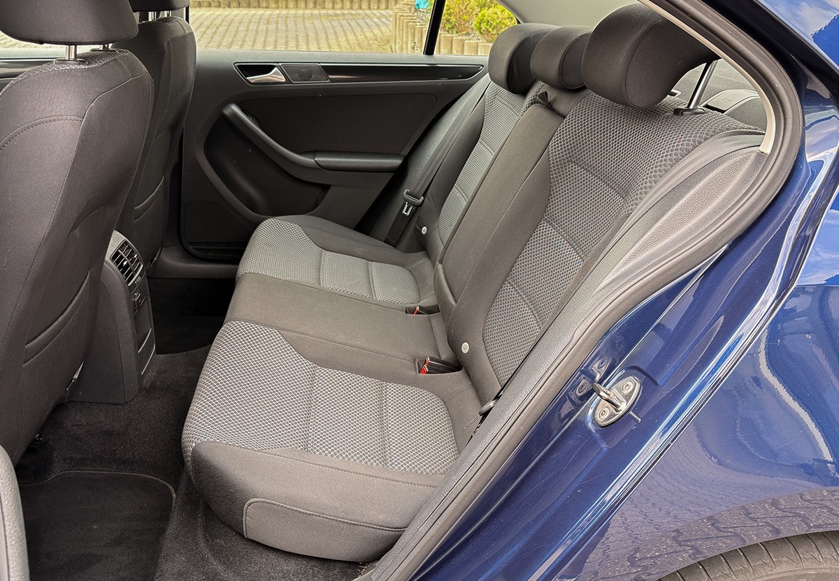 Volkswagen Jetta 2.0 TDI Comfortline.SHZ.AHK.Tempomat
