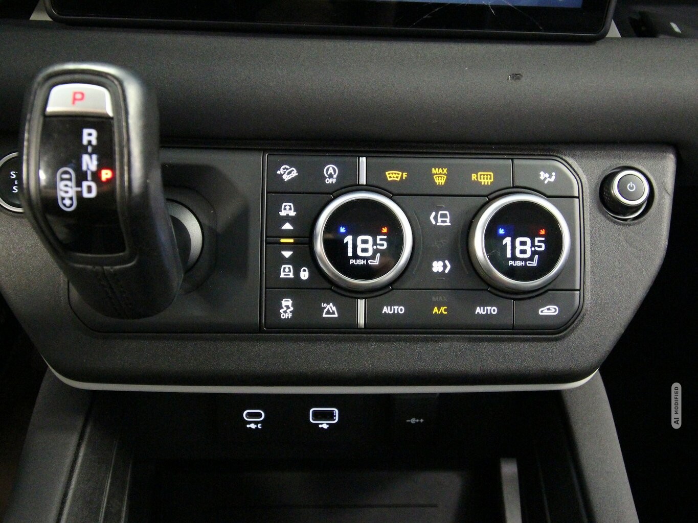 Land Rover Defender D240 2.0 SE AWD LED+AHK+PANO+MEMORY+ACC...