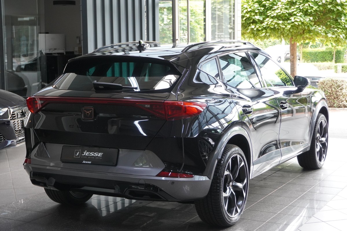 Cupra Formentor 1.5 TSI DSG LED ACC Pano R.Cam 