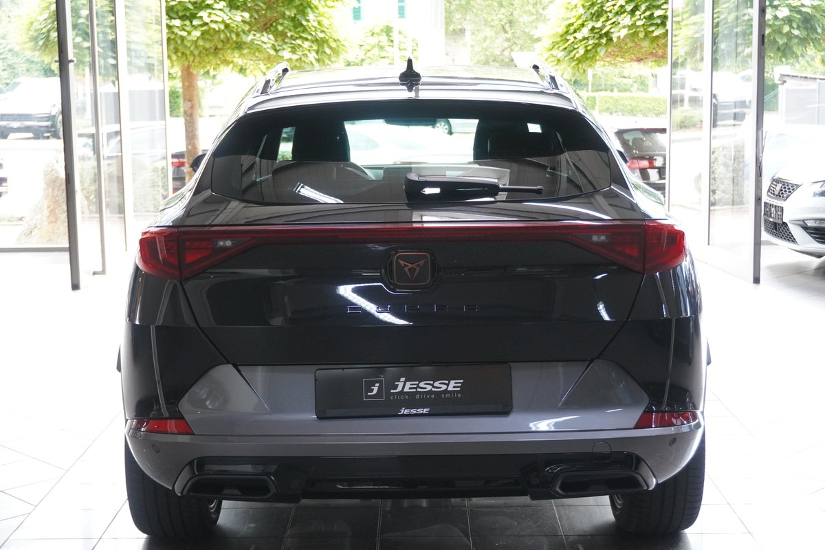 Cupra Formentor 1.5 TSI DSG LED ACC Pano R.Cam 