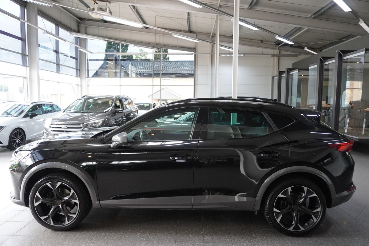 Cupra Formentor 1.5 TSI DSG LED ACC Pano R.Cam 