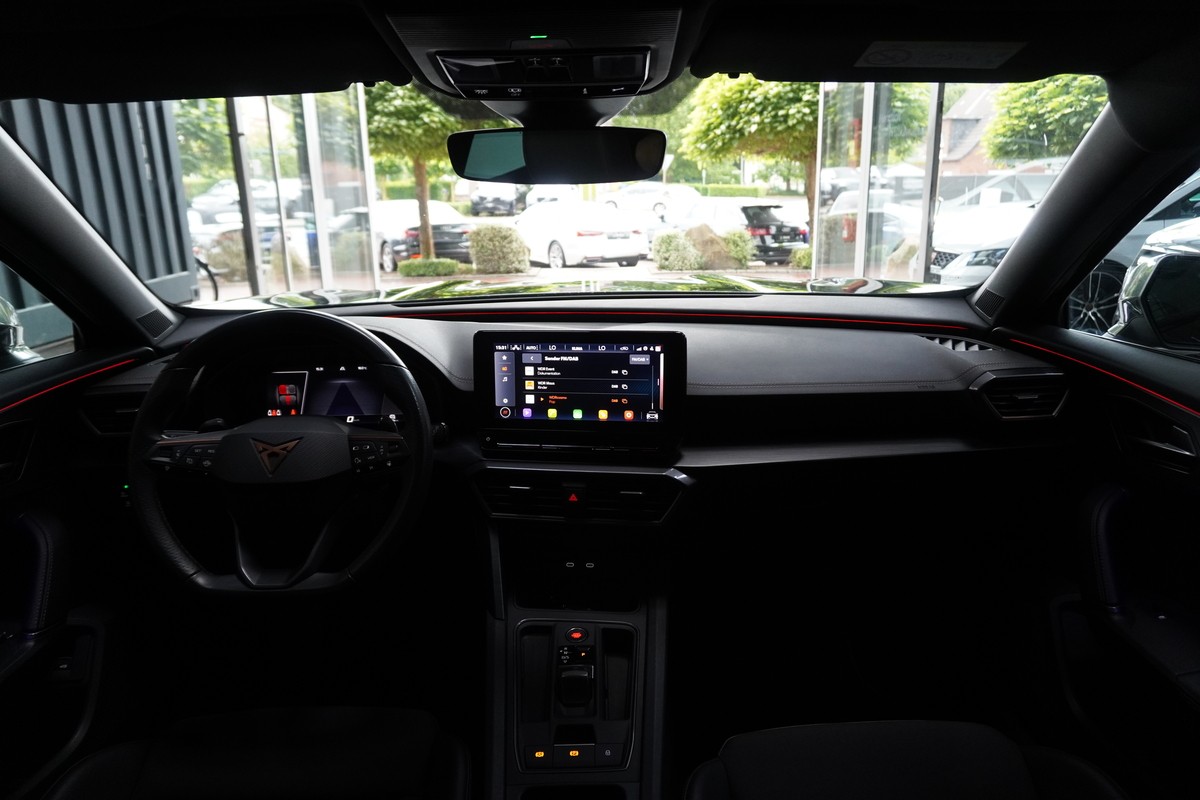 Cupra Formentor 1.5 TSI DSG LED ACC Pano R.Cam 